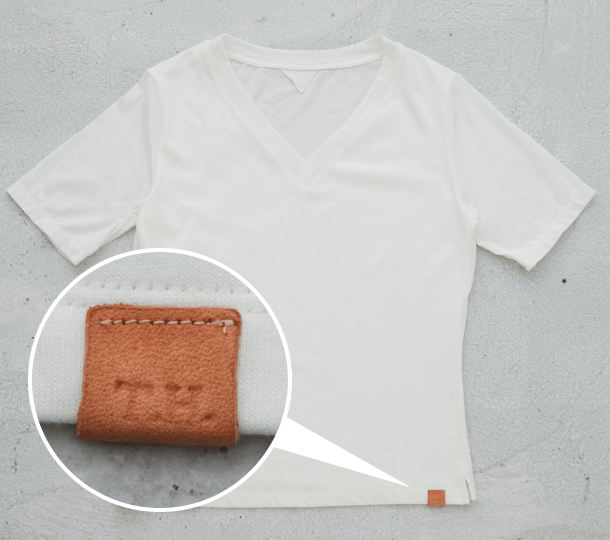 フルオーダーＴシャツのレザーパッチ