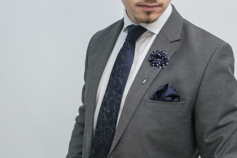 ネクタイのブランドをえらぶときは着用イメージが重要