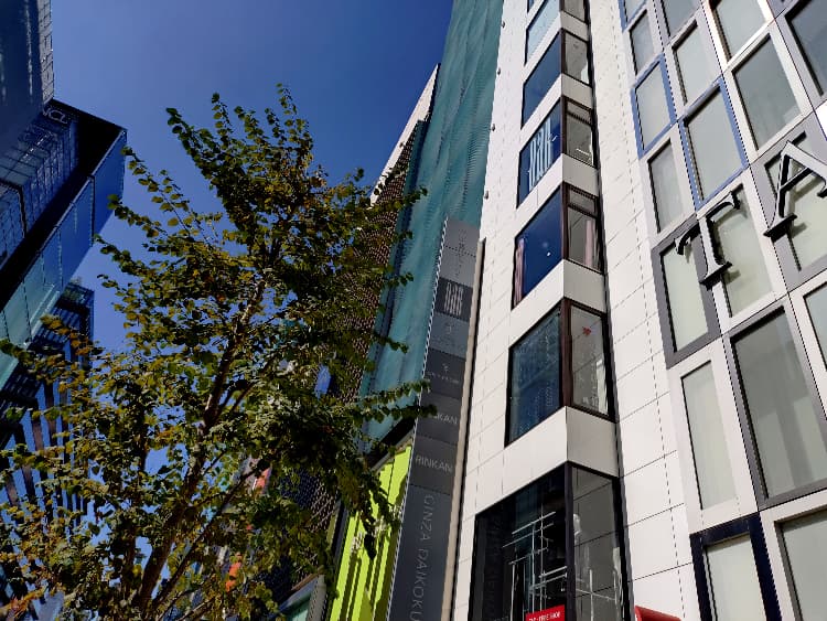 GINZA SAKAEYAの店舗外観